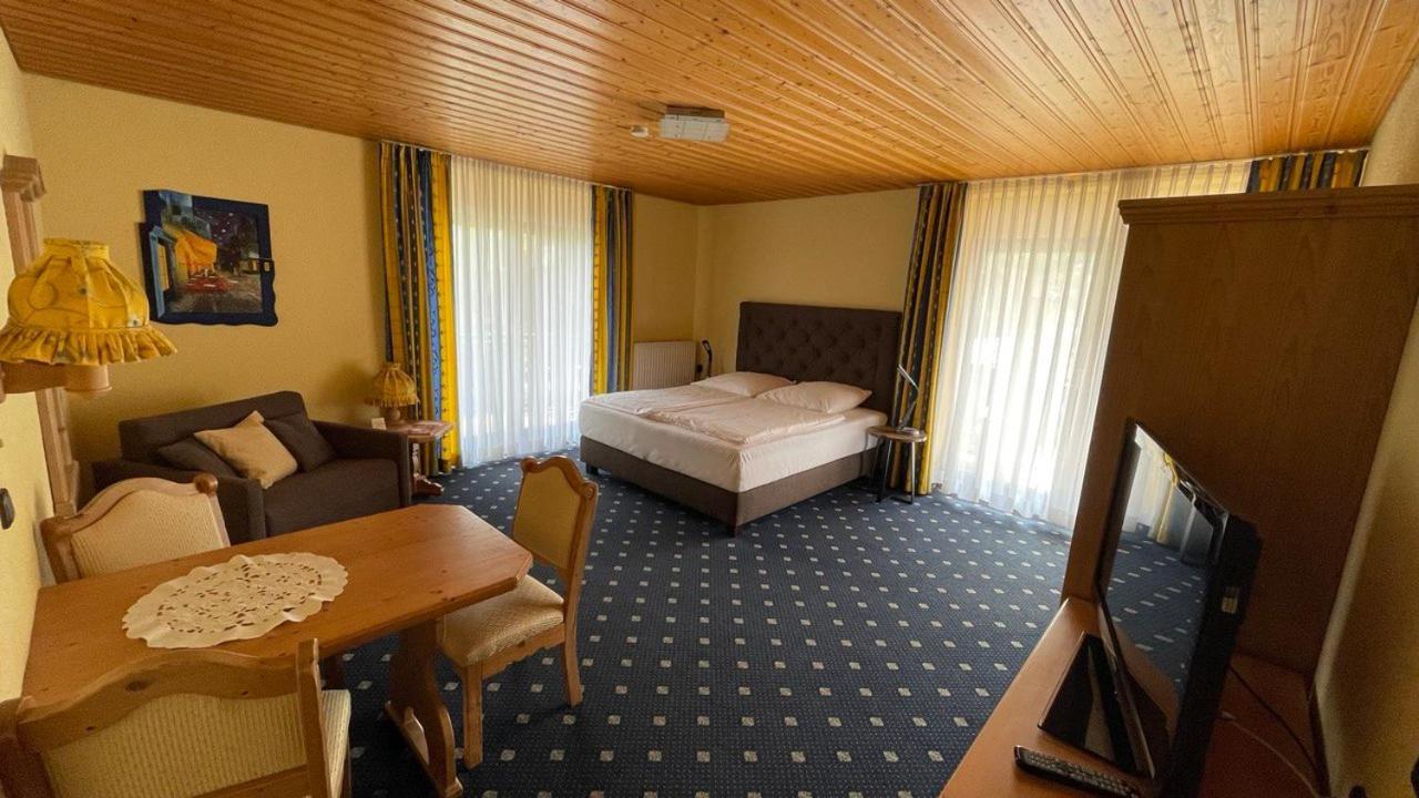 Gaestehaus Forellenhof Pottenstein Esterno foto